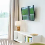 Perlowy Z Basenem Letnim By Holidaysun Appartement *